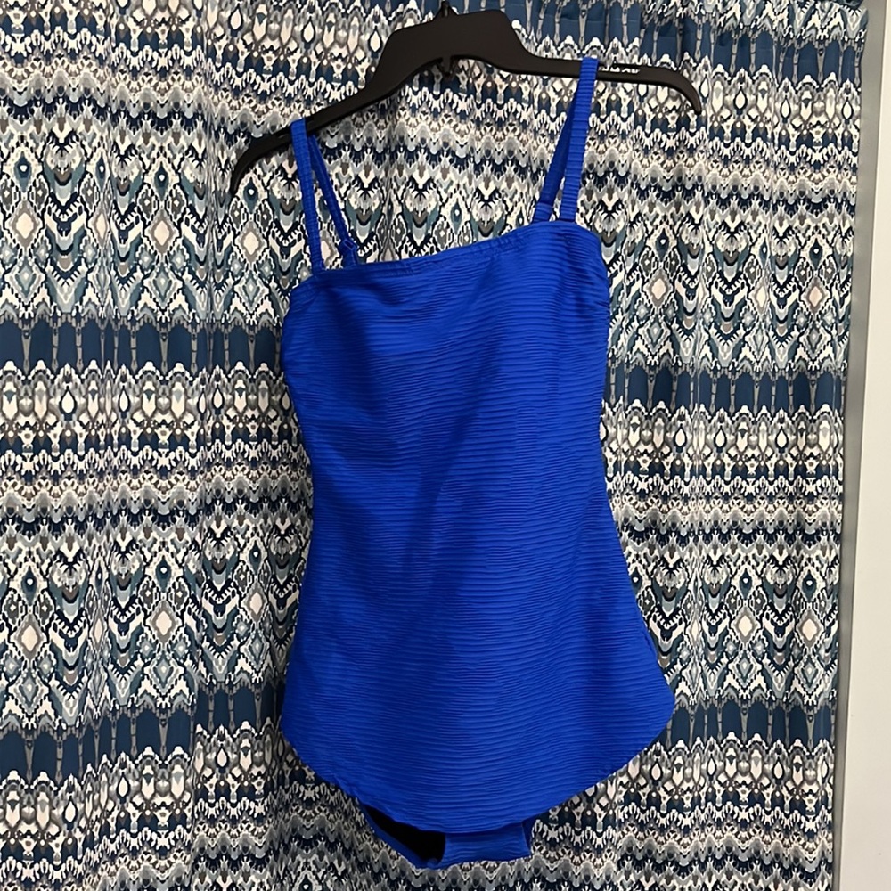 New Swimsuit with removable straps
